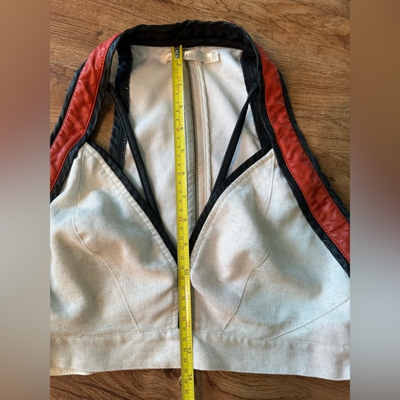 Acostamento Women’s faux leather & faux Linen mixed media cropped top. Medium. - Picture 7 of 12